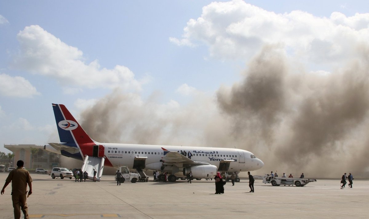 Sprogimas Adeno miesto oro uoste