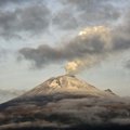 Meksikoje ugnikalnio spjaudomi pelenai krito ant miestų
