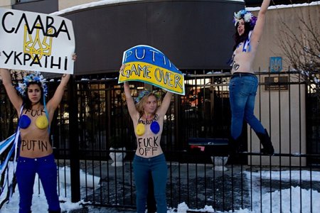 Femen protestas Kvebeke. Femen nuotr.
