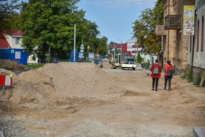Archeologai darbuojasi Kranto gatvėje, jų Savivaldybė laukia ir rekonstruojamoje Vasario 16-osios g. / P. Židonio nuotr.