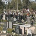 Keli tūkstančiai kauniečių suplūdo į D.Kedžio laidotuves