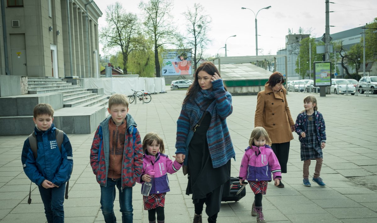 Sabina Daukantaitė su vaikais
