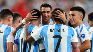 Pasaulio čempionai atrodo nesustabdomi: Argentina pateko į penktą „Copa America“ finalą paeiliui