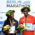 Nuostabus Berlyno maratonas: etiopė Assefa pasiekė pasaulio rekordą, Kipchoge triumfavo rekordinį penktą kartą