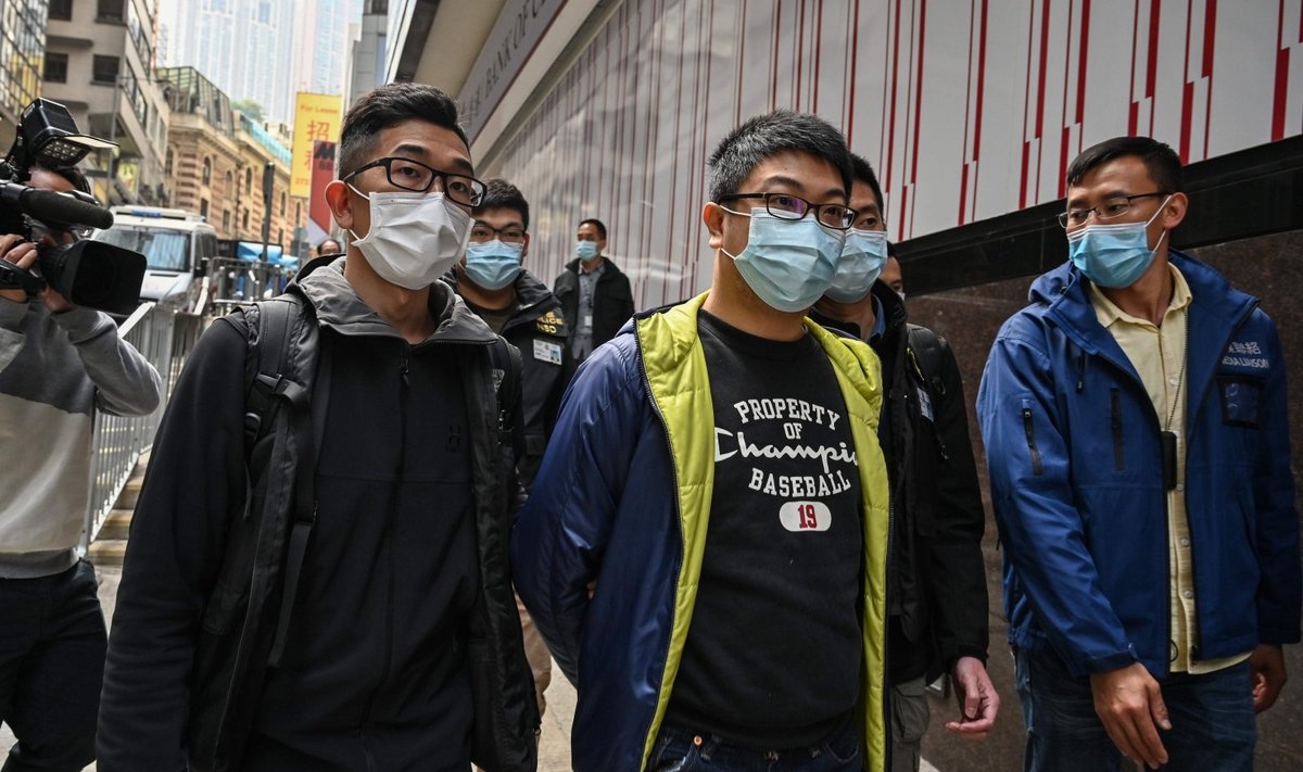 Honkonge masiškai areštuojami opozicijos veikėjai