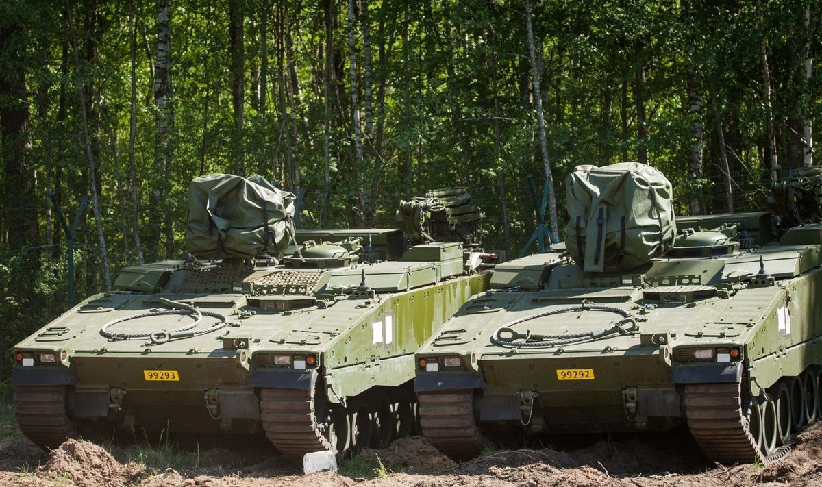 Lietuvoje dislokuoti Norvegijos tankai "Leopard II"