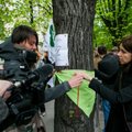 Vilniuje piketavę žalieji: tokiu tempu kertant medžius netrukus visi kvėpuosime išmetamosiomis dujomis