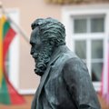16 февраля в Вильнюсе заговорила скульптура Йонаса Басанавичюса