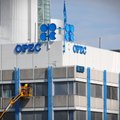 OPEC+ koalicija susitarė pratęsti naftos gavybos apribojimus