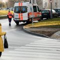 Vilniuje automobilio partrenkta moteris neteko sąmonės