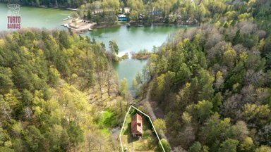 Aukcione parduodami pastatai prestižinėje Vilniaus vietoje, prie ežero