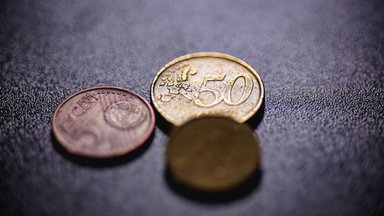 Verta patikrinti savo kišenes – lietuviai dar gali surasti ir tūkstančius kainuojančių euro monetų