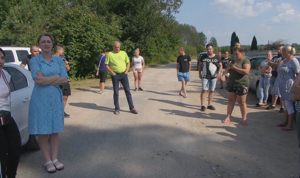 Naujasis palapinių miestelis migrantams statomas Rūdninkų poligone – gyventojai protestuoja