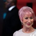 67-erių aktorė H.Mirren rožinę plaukų spalvą nukopijavo nuo realybės šou dalyvės