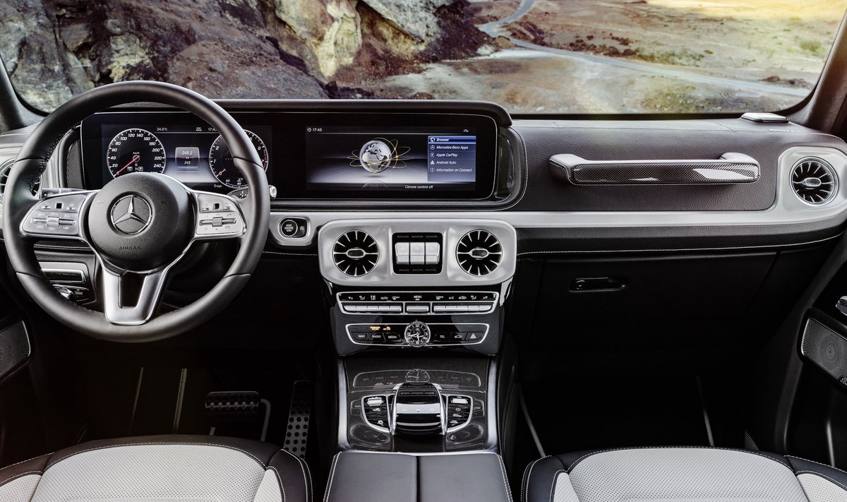 "Mercedes-Benz" pristatė naujos kartos G klasės modelio interjerą