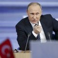 V. Putinas trenkė kumščiu: nepriklausomai Rusijos žiniasklaidai – laidotuvių varpai