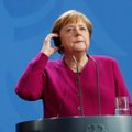 Angela Merkel sako nesieksianti posto ES institucijose