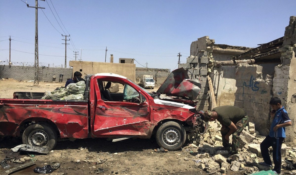 Irake kelyje netoli sostinės sprogimas pražudė 23 žmones, sužeidė 38