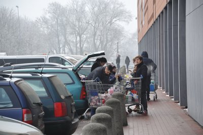 Lietuviai apsiperka Lenkijoje, Suvalkuose