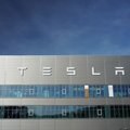 Atėjus elektromobilių žiemai, „Tesla“ sulaukia 94 mlrd. dolerių vertės realybės žnybtelėjimo