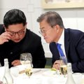 Moon Jae-inas sušaukė derybas dėl atšaukto JAV ir Šiaurės Korėjos lyderių susitikimo