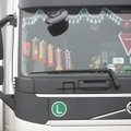 Pro vilkiko kabinos langą: kas piktina ir linksmina sunkvežimių vairuotojus?
