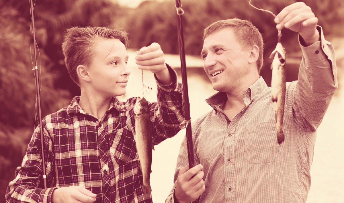 Tėvas ir sūnus žvejyboje