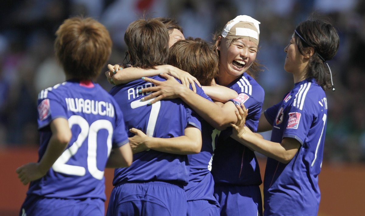 Japonijos futbolininkės iškovojo pergalę