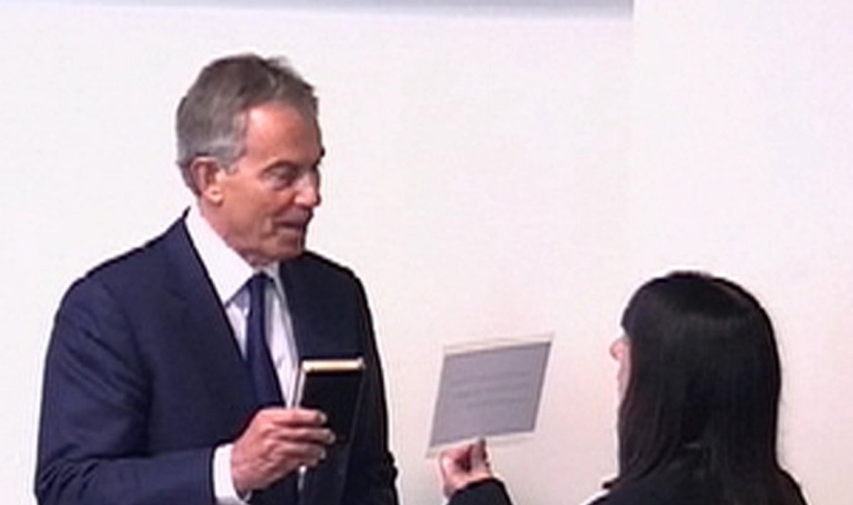 Tony Blairas liudija komisijai