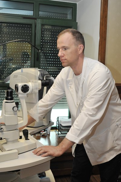  Gydytojas oftalmologas P. Stirbys