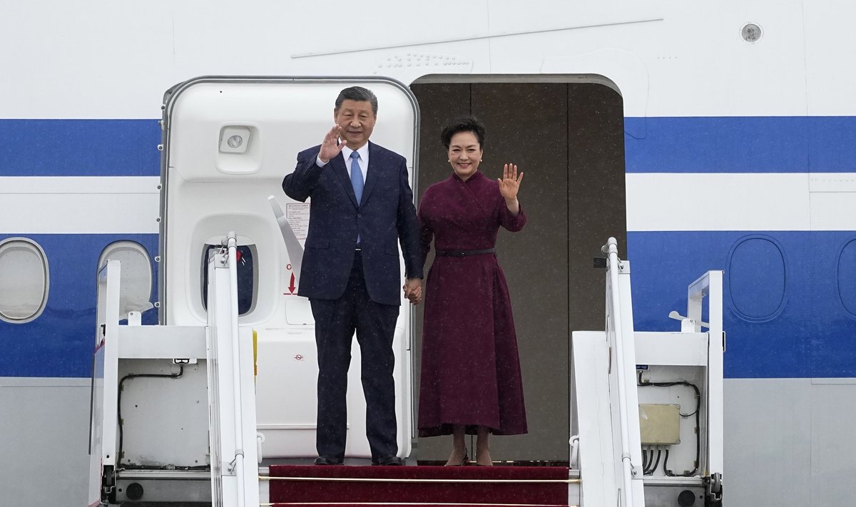 Xi Jinpingas atvyko į Prancūziją