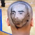 Atsidavimas K. Bryantui: krepšininko veidas papuošė fano galvą