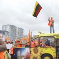 Po Vilnių važinėjo protestuojančių profesinių sąjungų atstovų autobusai