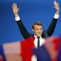 E. Macrono pergalę pirmame Prancūzijos prezidento rinkimų ture rinkos pasitiko kildamos