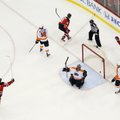 Du įvarčius pelnęs D.Zubrus priartino „Devils“ klubą prie NHL Rytų konferencijos finalo
