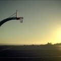 Fantazijai nėra ribų: NBA žvaigždė A. Davisas atliko dėjimą su saule