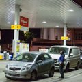 JK degalų krizė - „gera pamoka“, kad laikas pereiti prie elektromobilių, sako valstybės ministras