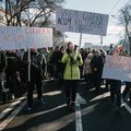 Новое правительство Молдовы приведено к присяге на фоне масштабных протестов