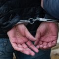Vilniuje užpulti ir apvogti automobilyje sėdėję vyrai: į areštinę uždaryti trys įtariamieji