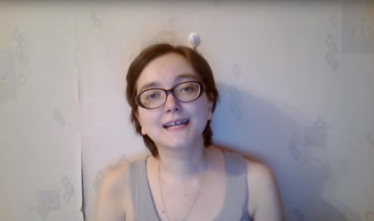 Феминистку из Омска обвинили в экстремизме