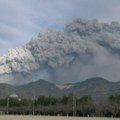 Dėl prasiveržusio ugnikalnio Japonijoje evakuoti gyventojai