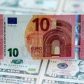 JAV dolerio kursas smuko į žemiausią per savaitę lygį euro atžvilgiu