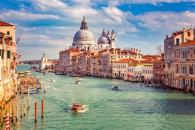 Po Venecijos vandeniu aptiko senovinį kelią ir gyvenviečių liekanas.