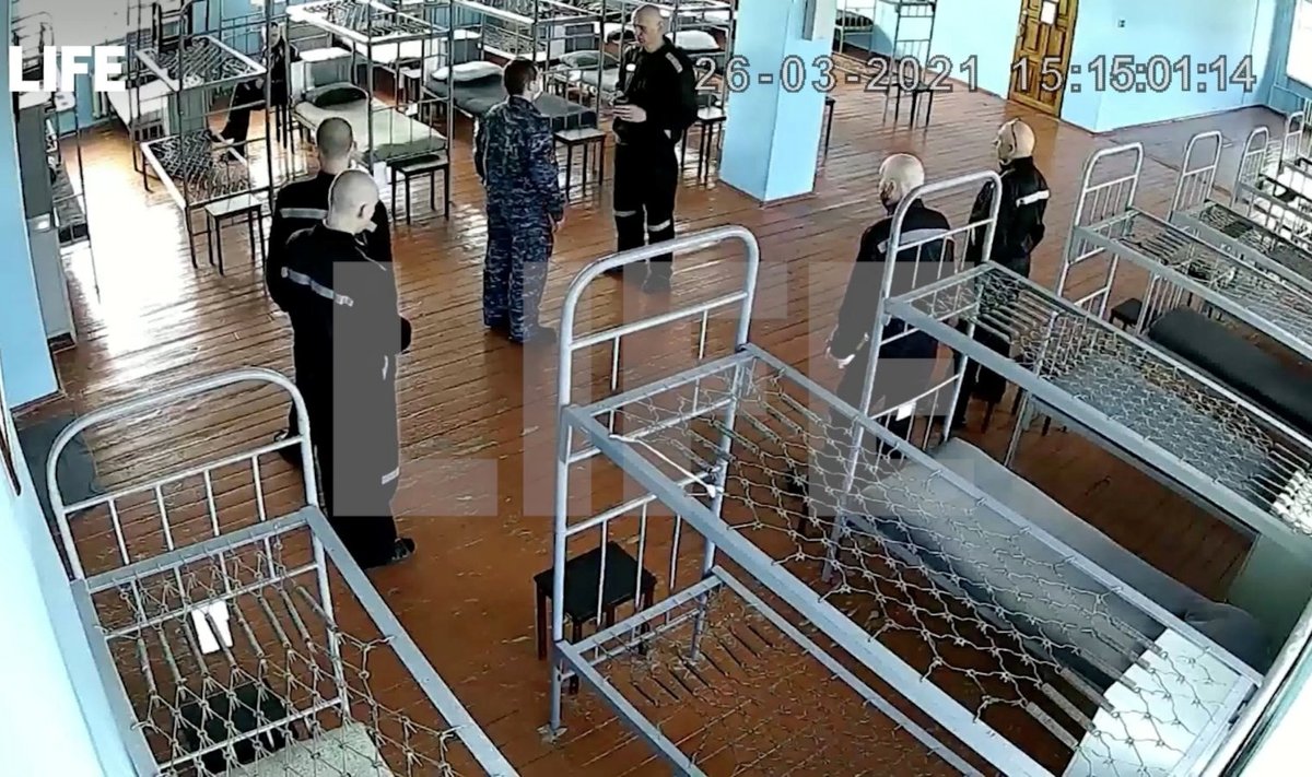 Prokremliškų kanalų išplatintas vaizdo įrašas, kuriame esą matyti Pokrovo kolonijoje kalintis Aleksejus Navalnas 