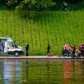 В Вильнюсе в реке был замечен тонущий человек, врачам не удалось спасти его жизнь