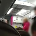 В самолете – выпад нетрезвой гражданки Литвы: досталось стюардессе