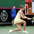 WTA reitinge A. Paražinskaitė vejasi L. Stančiūtę