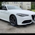 Trys „razynkės“: bandome „Alfa Romeo Giulia“