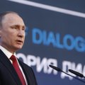 V. Putinas užsimojo prieš JAV atstovybes Rusijoje: veja daugiau nei 700 darbuotojų
