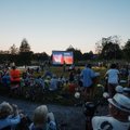 Festivalis „Sidabrinės gervės naktys“ tęsiasi: kinas po atviru dangumi laukia dar 8-iuose Lietuvos miestuose